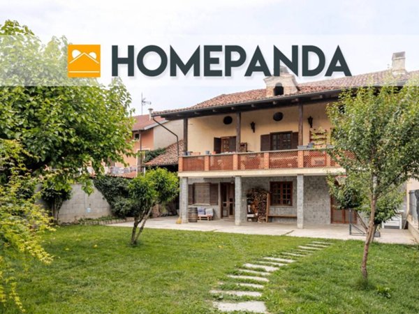 casa indipendente in vendita a Carmagnola in zona Corno
