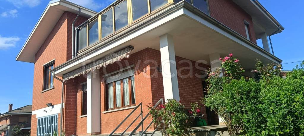 casa indipendente in vendita a Carmagnola in zona San Giovanni