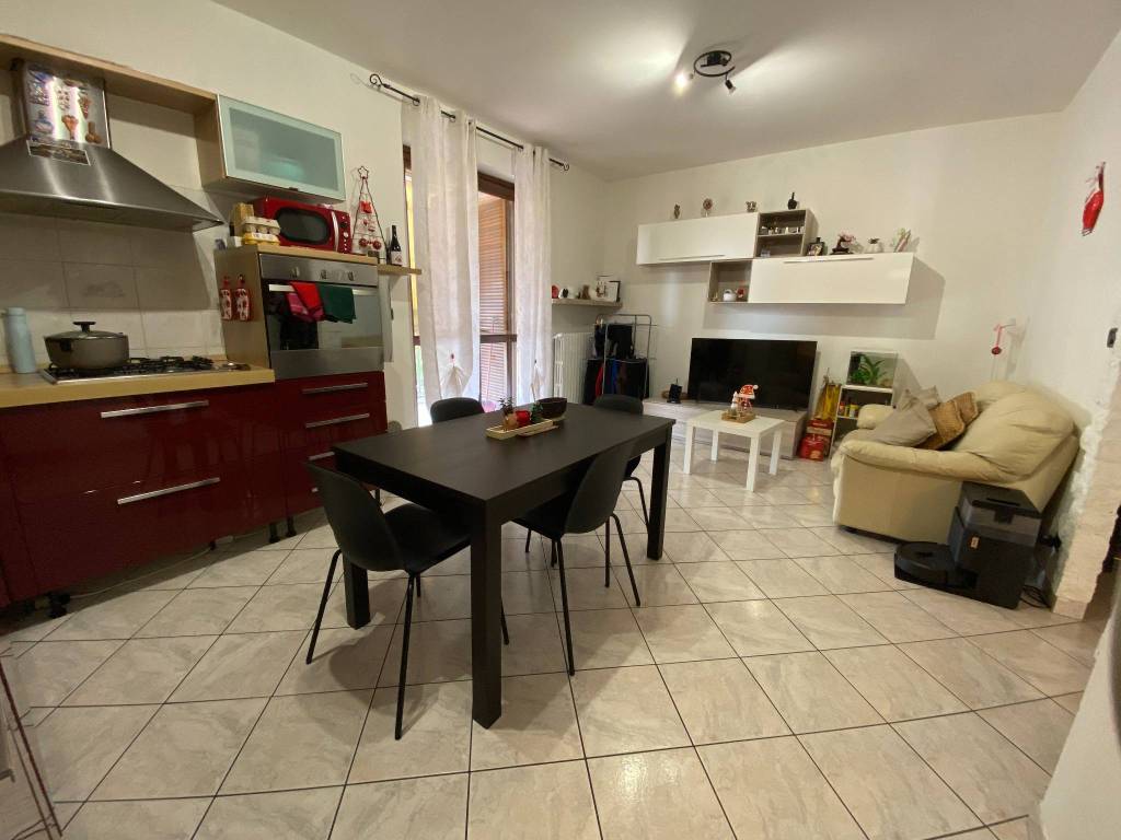 appartamento in vendita a Carmagnola in zona Salasio