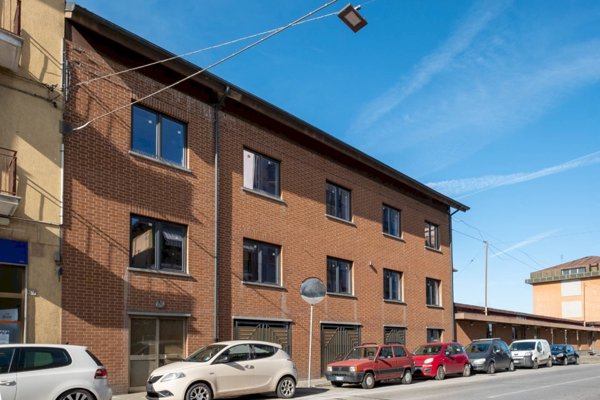 locale di sgombero in vendita a Carmagnola