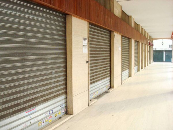 negozio in vendita a Carmagnola