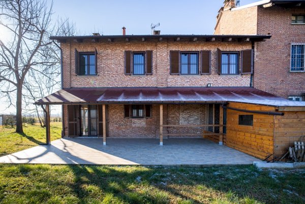 casa indipendente in vendita a Carmagnola