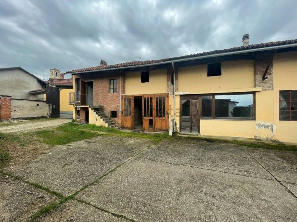 casa indipendente in vendita a Carmagnola