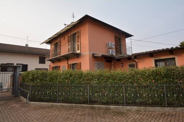 casa indipendente in vendita a Carmagnola