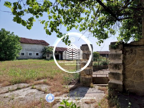 casale in vendita a Carmagnola