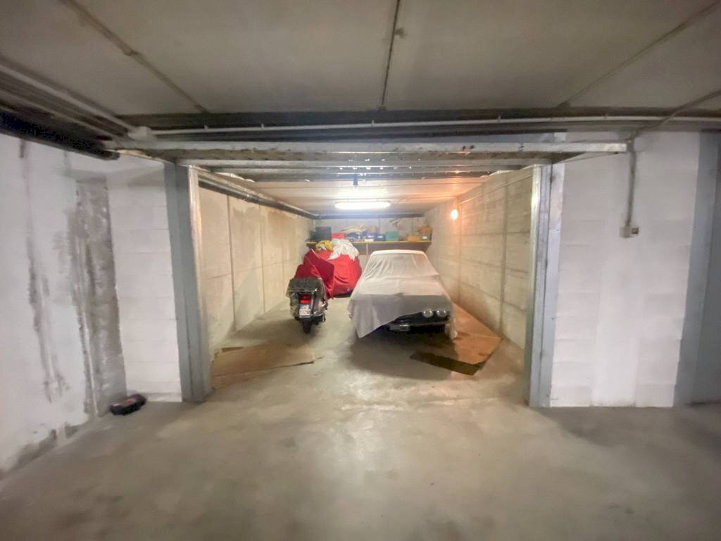 locale di sgombero in vendita a Carmagnola in zona Salasio