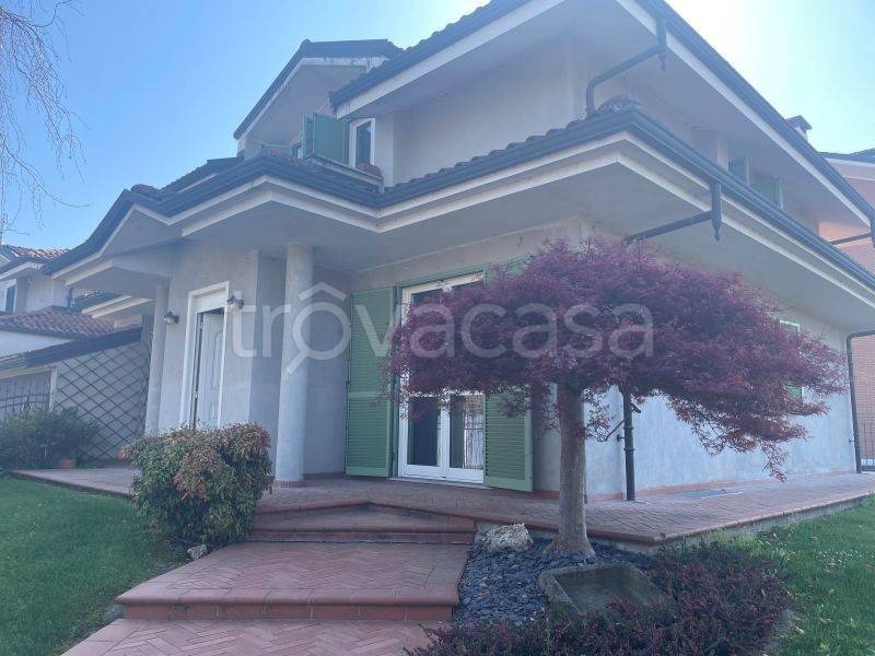 casa indipendente in vendita a Carmagnola in zona San Giovanni