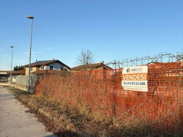 negozio in vendita a Carmagnola