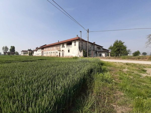 casa indipendente in vendita a Carmagnola