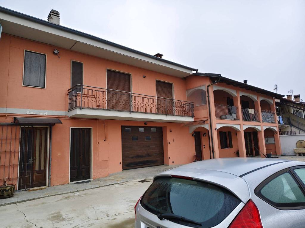 appartamento in vendita a Carmagnola in zona San Bernardo