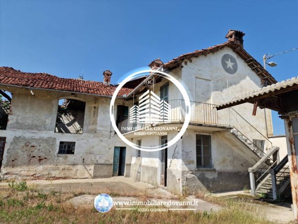 casa indipendente in vendita a Carmagnola