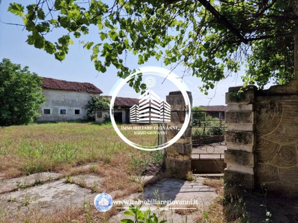 casa indipendente in vendita a Carmagnola