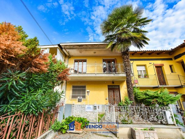casa indipendente in vendita a Carmagnola
