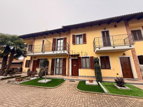 casa indipendente in vendita a Carmagnola