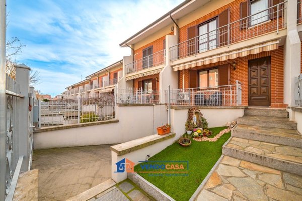 casa indipendente in vendita a Carmagnola