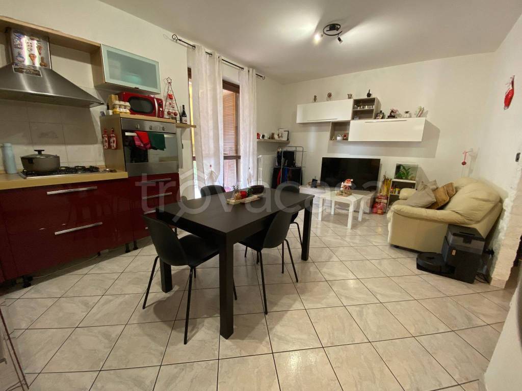 appartamento in vendita a Carmagnola in zona Salasio