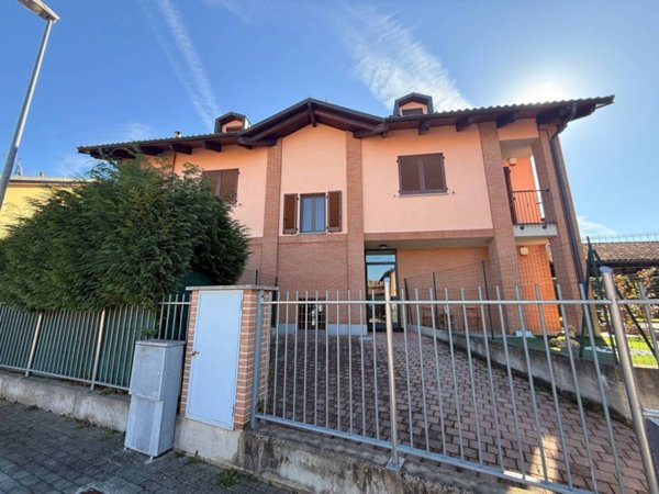 appartamento in vendita a Carmagnola in zona Tuninetti