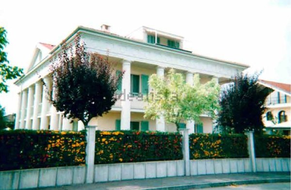 casa indipendente in vendita a Carmagnola