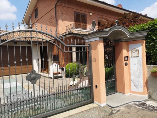 casa indipendente in vendita a Carmagnola