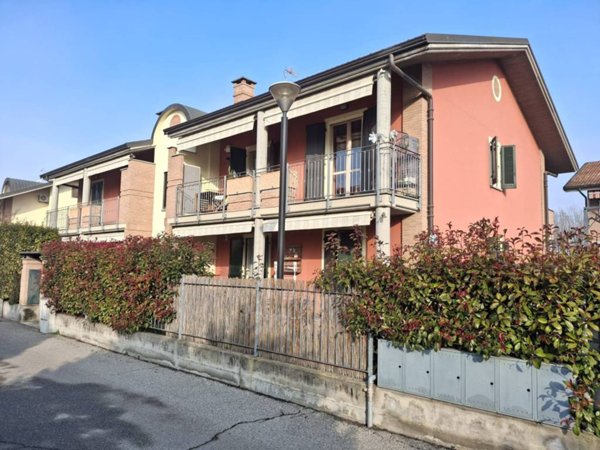 appartamento in vendita a Carmagnola in zona San Bernardo