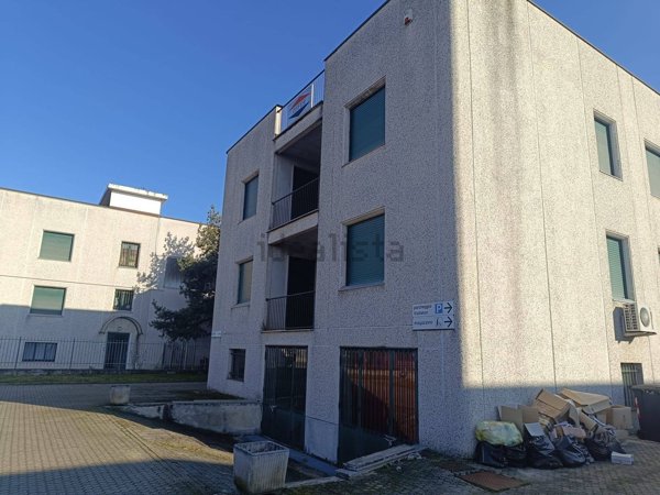 locale di sgombero in vendita a Carmagnola