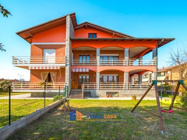 appartamento in vendita a Carmagnola in zona Salasio