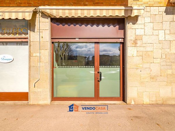 negozio in vendita a Carmagnola