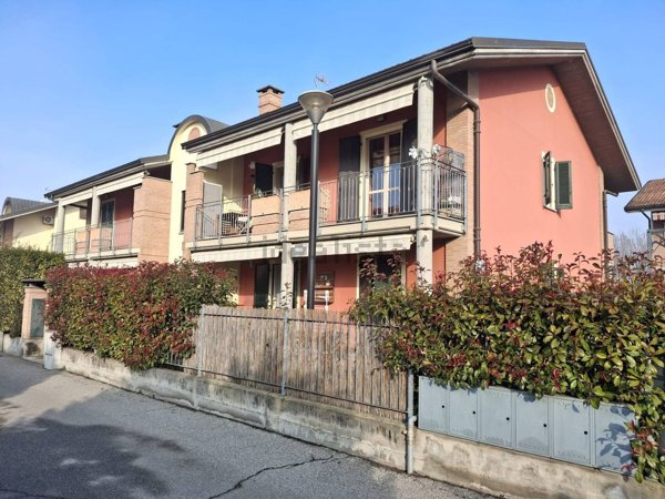 appartamento in vendita a Carmagnola in zona San Bernardo