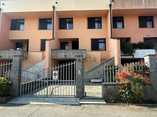 casa indipendente in vendita a Carmagnola