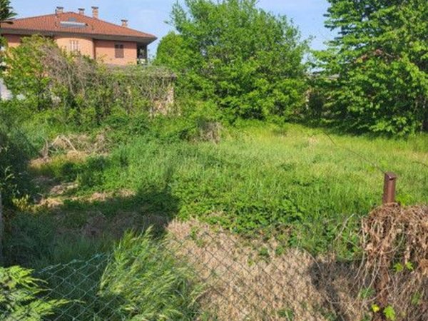 terreno edificabile in vendita a Carmagnola