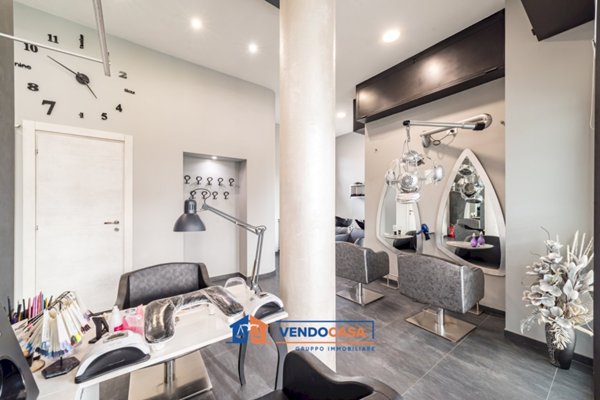 locale commerciale in vendita a Carmagnola