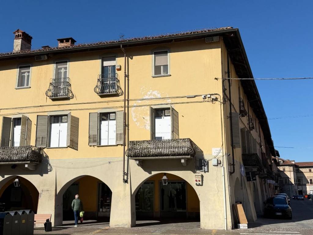 negozio in vendita a Carmagnola