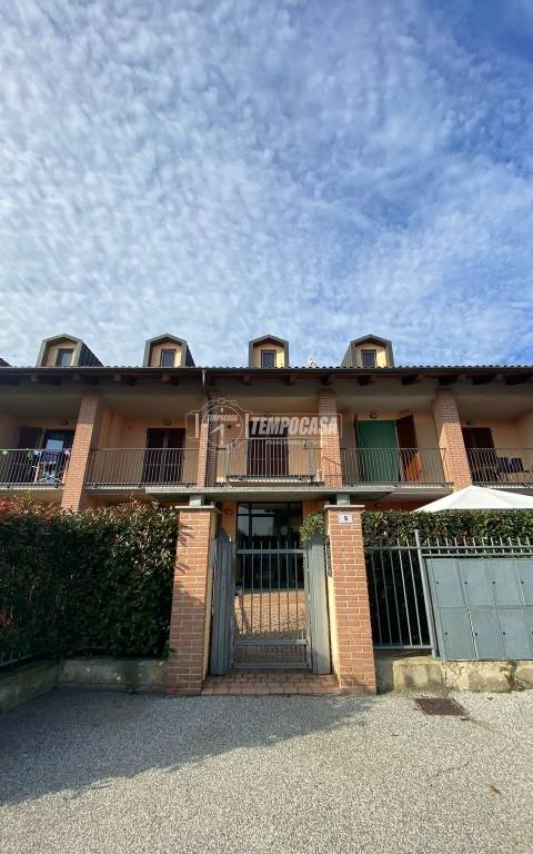 appartamento in vendita a Carmagnola in zona Tuninetti