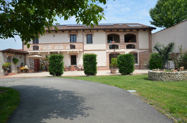 casa indipendente in vendita a Carmagnola