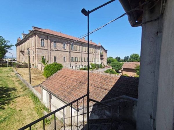 casale in vendita a Carmagnola in zona Casanova