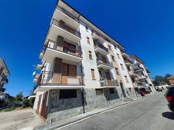 appartamento in vendita a Carmagnola in zona San Bernardo