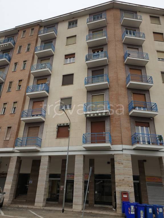 appartamento in vendita a Carmagnola in zona Cavalleri
