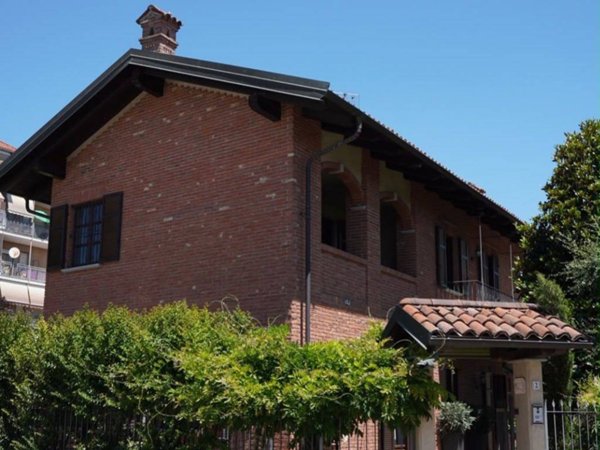 casa indipendente in vendita a Carmagnola