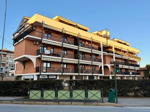 appartamento in vendita a Carmagnola in zona Cavalleri