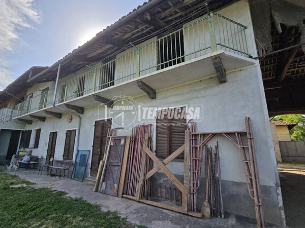 appartamento in vendita a Carmagnola in zona San Michele