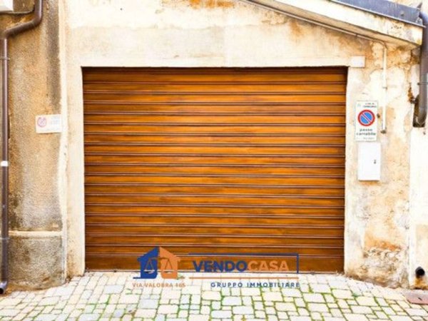 negozio in vendita a Carmagnola in zona Cavalleri