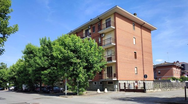 appartamento in vendita a Carmagnola in zona Cavalleri