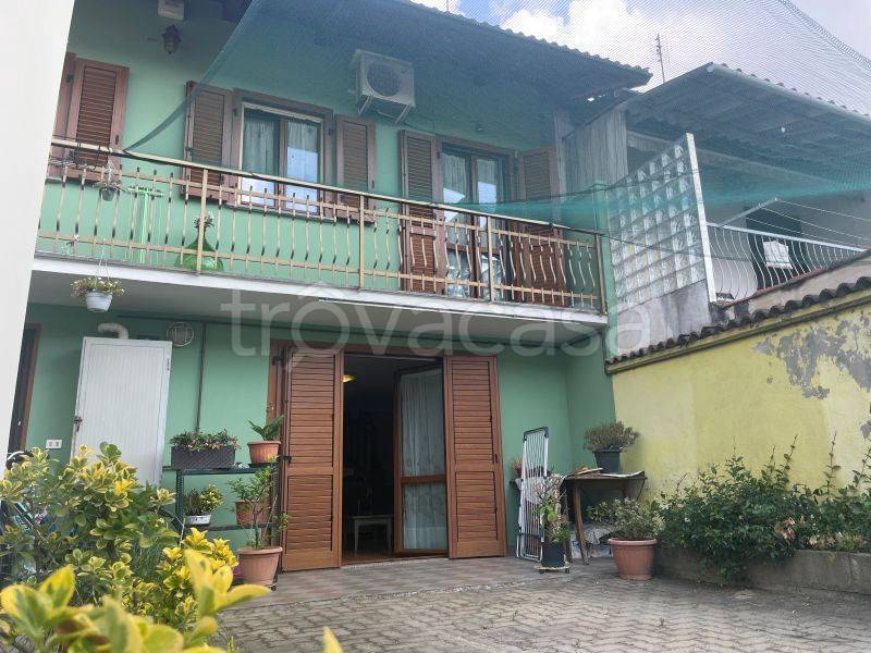 casa indipendente in vendita a Carmagnola