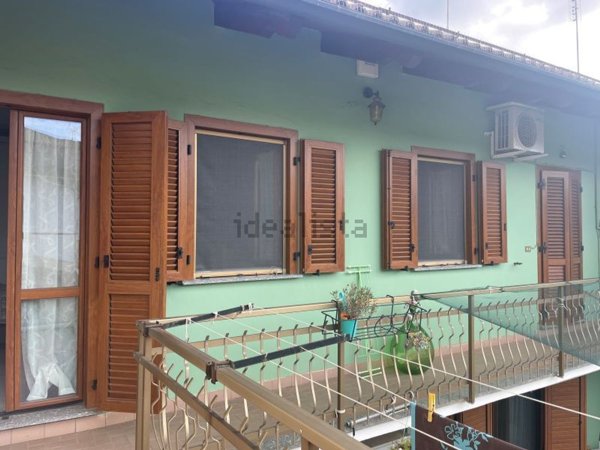 casa indipendente in vendita a Carmagnola in zona San Bernardo