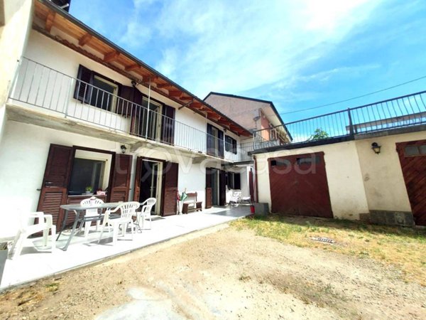 casa indipendente in vendita a Carmagnola