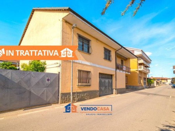 casa indipendente in vendita a Carmagnola in zona Salasio