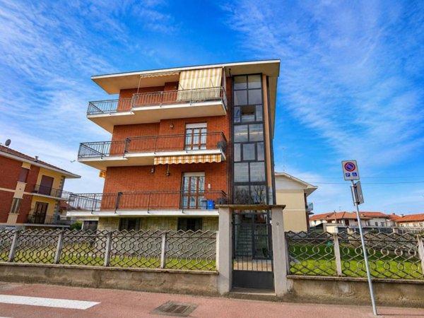 appartamento in vendita a Carmagnola in zona San Bernardo