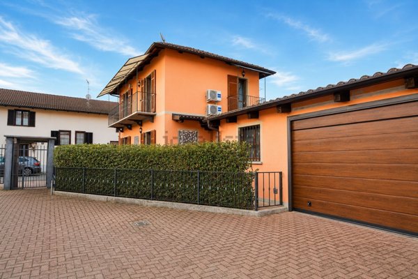 casa indipendente in vendita a Carmagnola