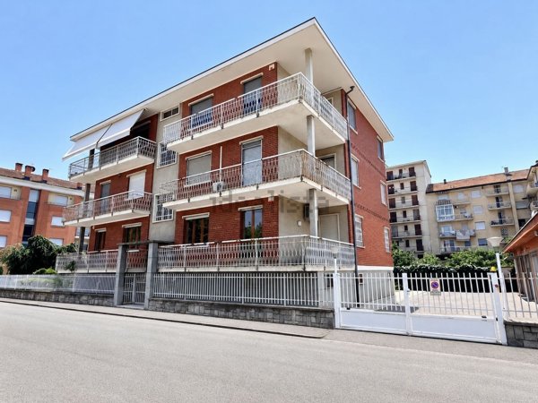 appartamento in vendita a Carmagnola in zona Cavalleri