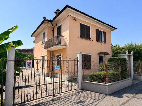 appartamento in vendita a Carmagnola in zona San Giovanni